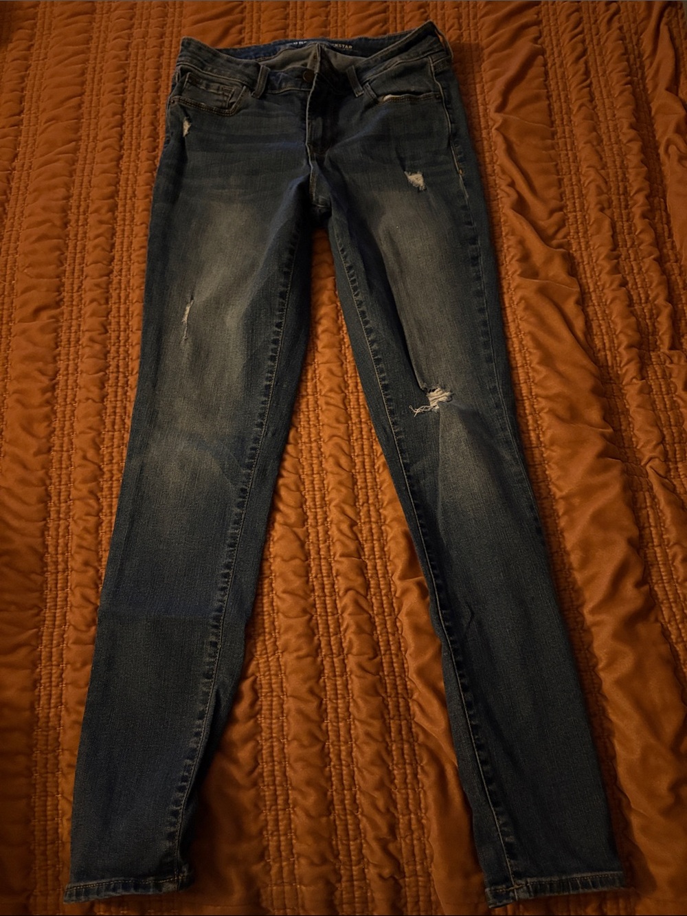 Distressed Old Navy Rockstar Women's Skinny Jeans